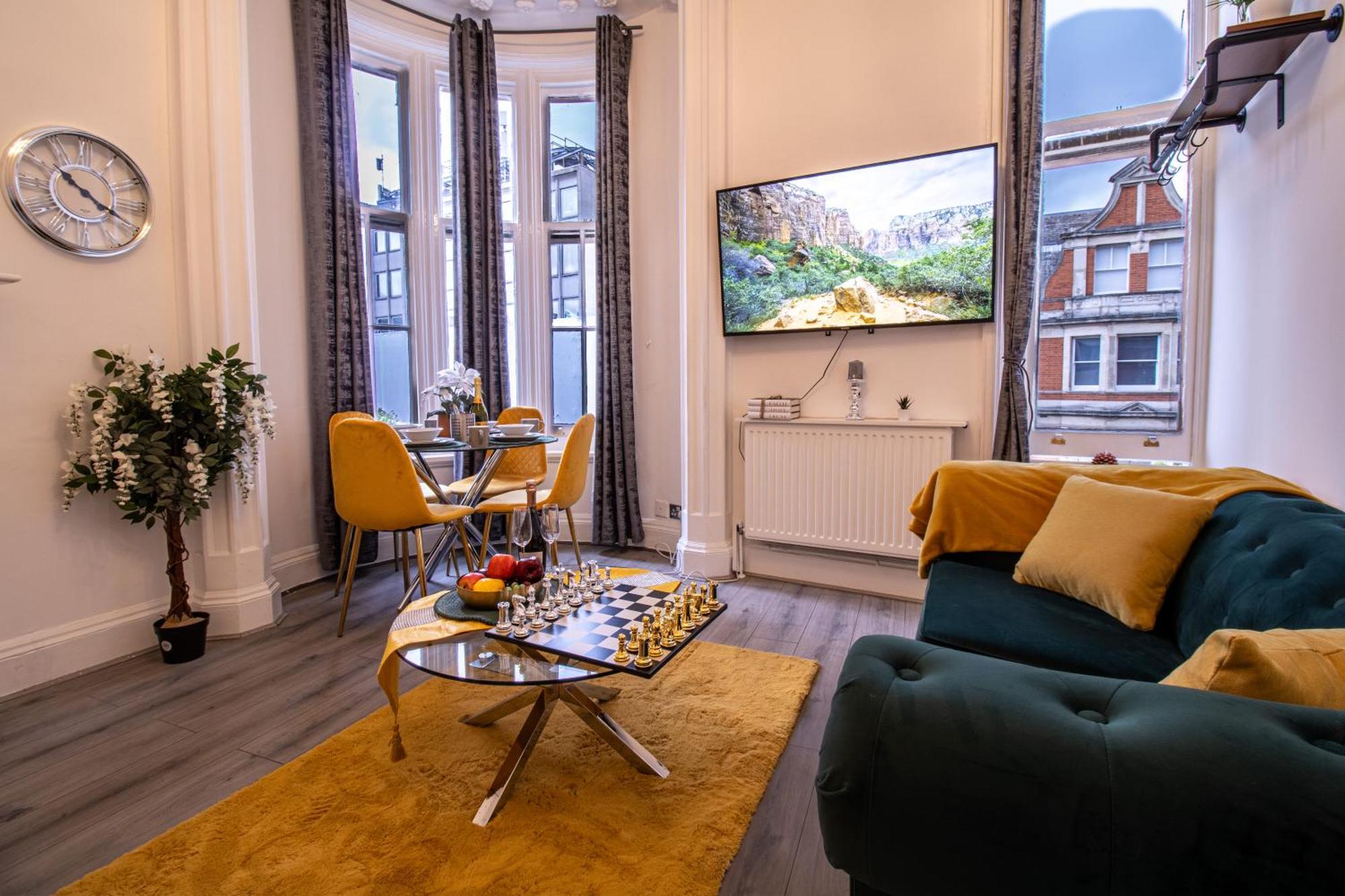 Luxurious Apartments On Oxford Street ロンドン エクステリア 写真
