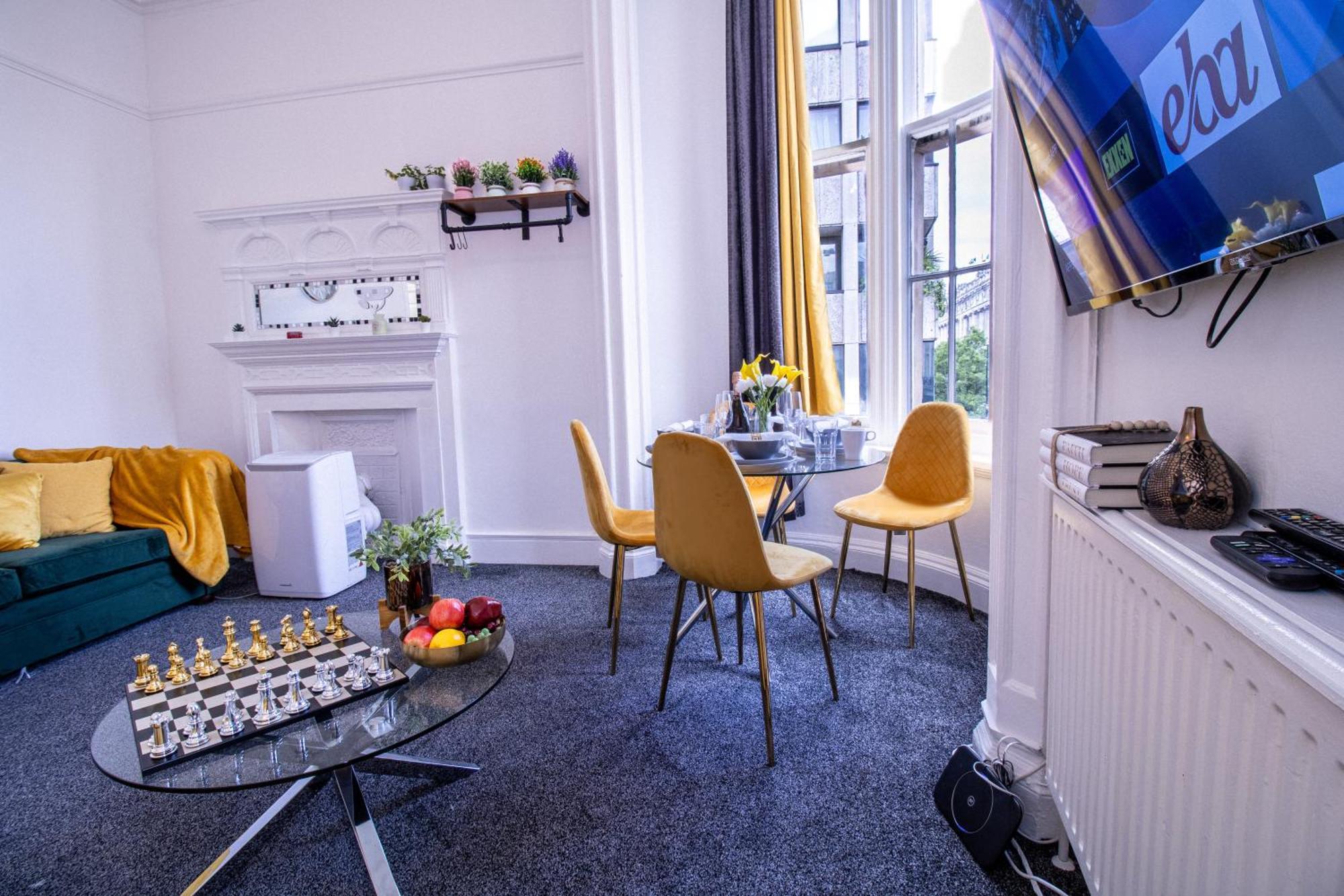 Luxurious Apartments On Oxford Street ロンドン エクステリア 写真