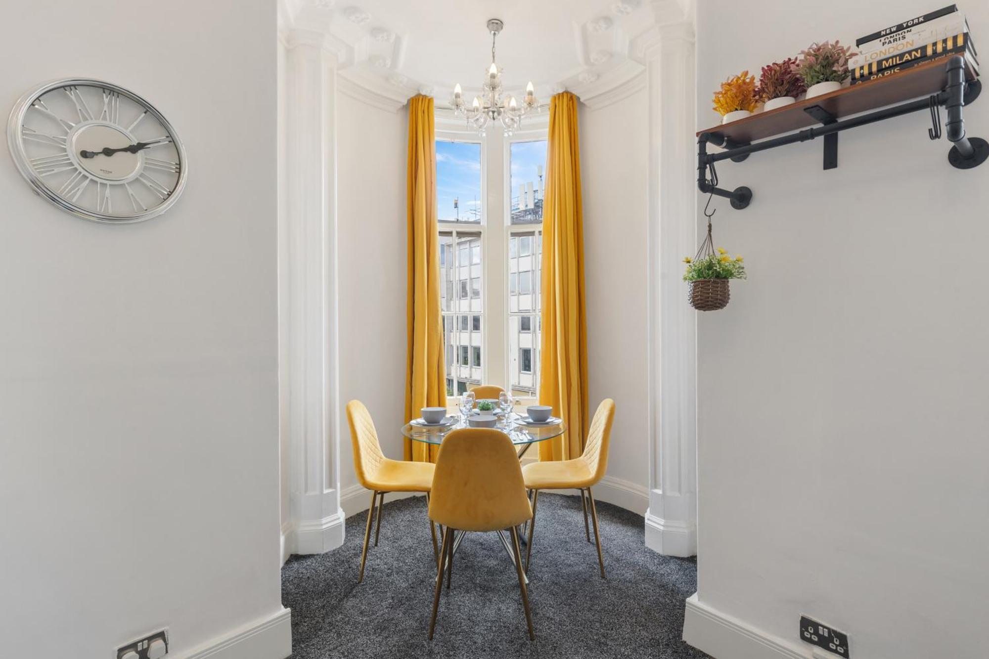 Luxurious Apartments On Oxford Street ロンドン エクステリア 写真