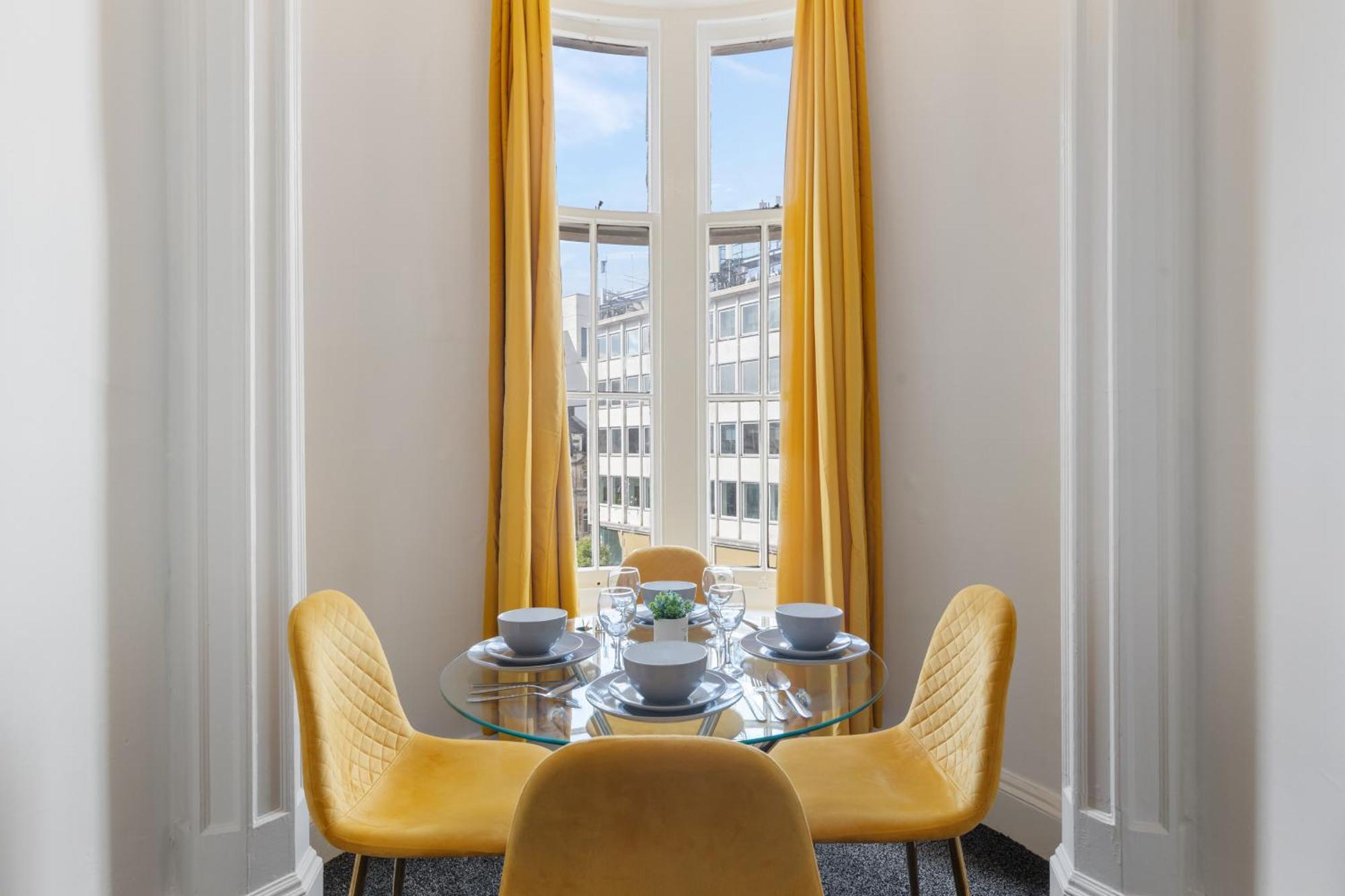 Luxurious Apartments On Oxford Street ロンドン エクステリア 写真