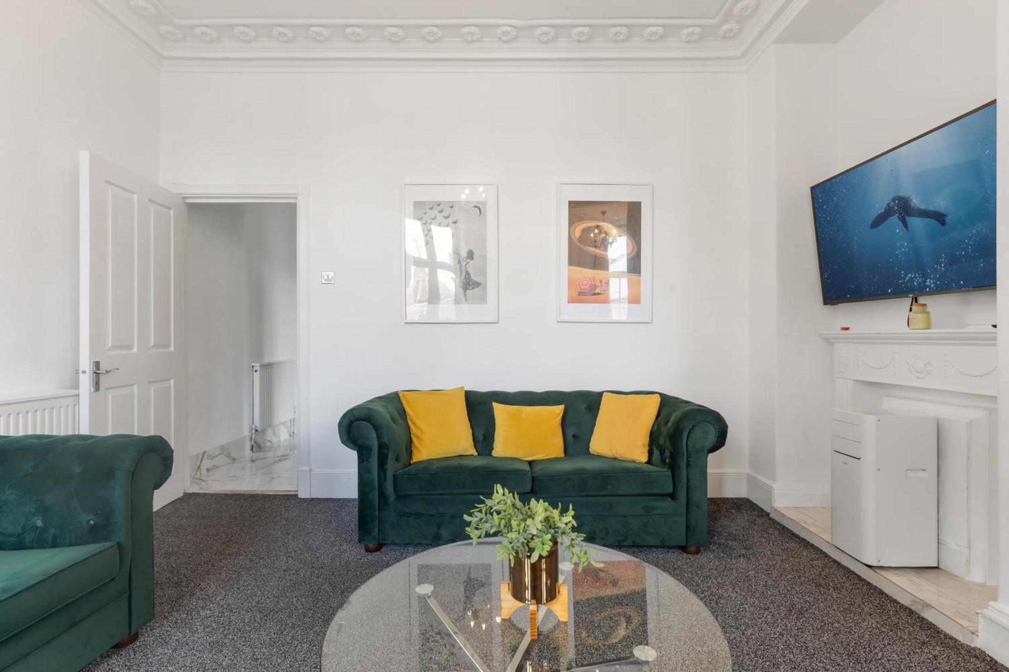 Luxurious Apartments On Oxford Street ロンドン エクステリア 写真