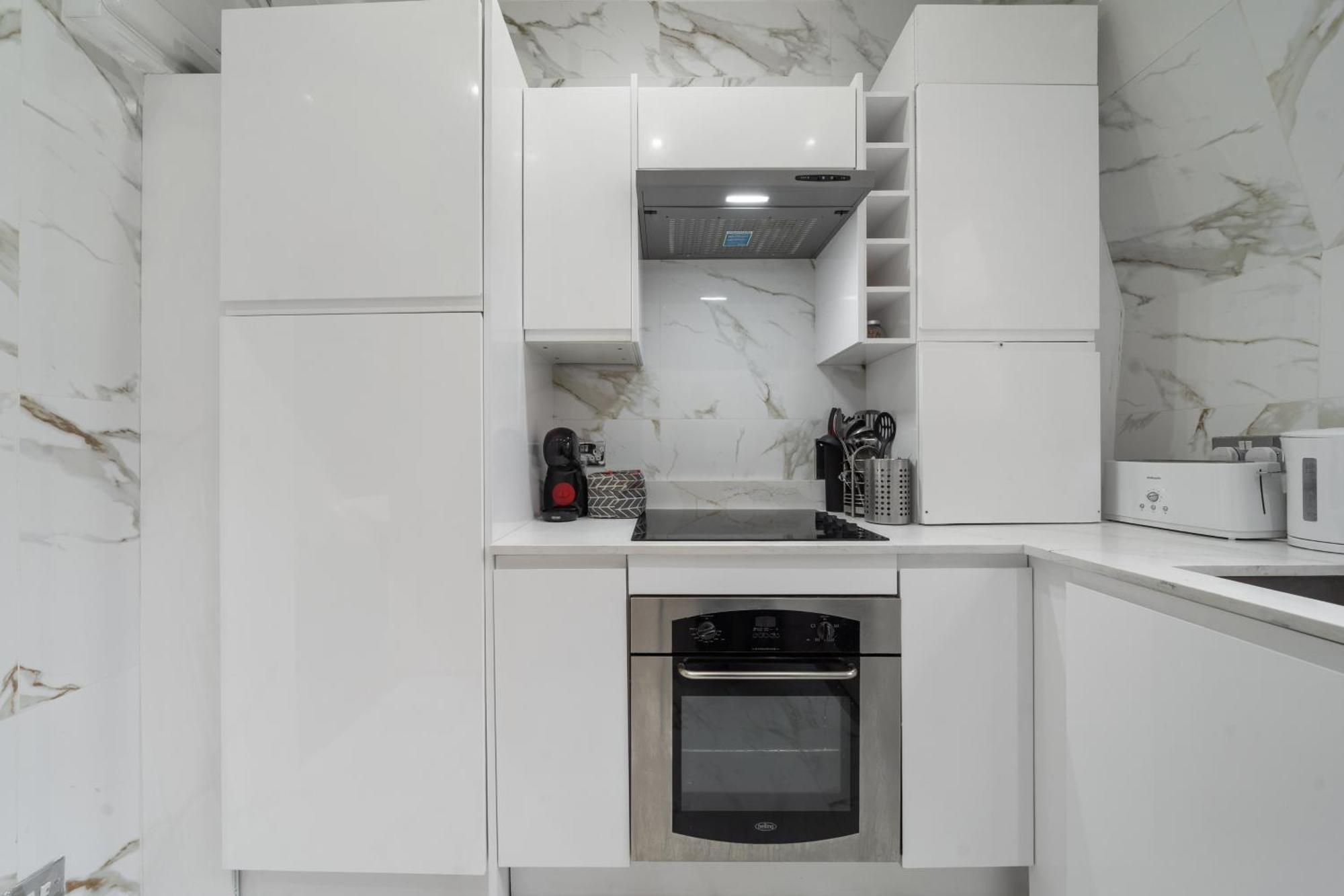 Luxurious Apartments On Oxford Street ロンドン エクステリア 写真
