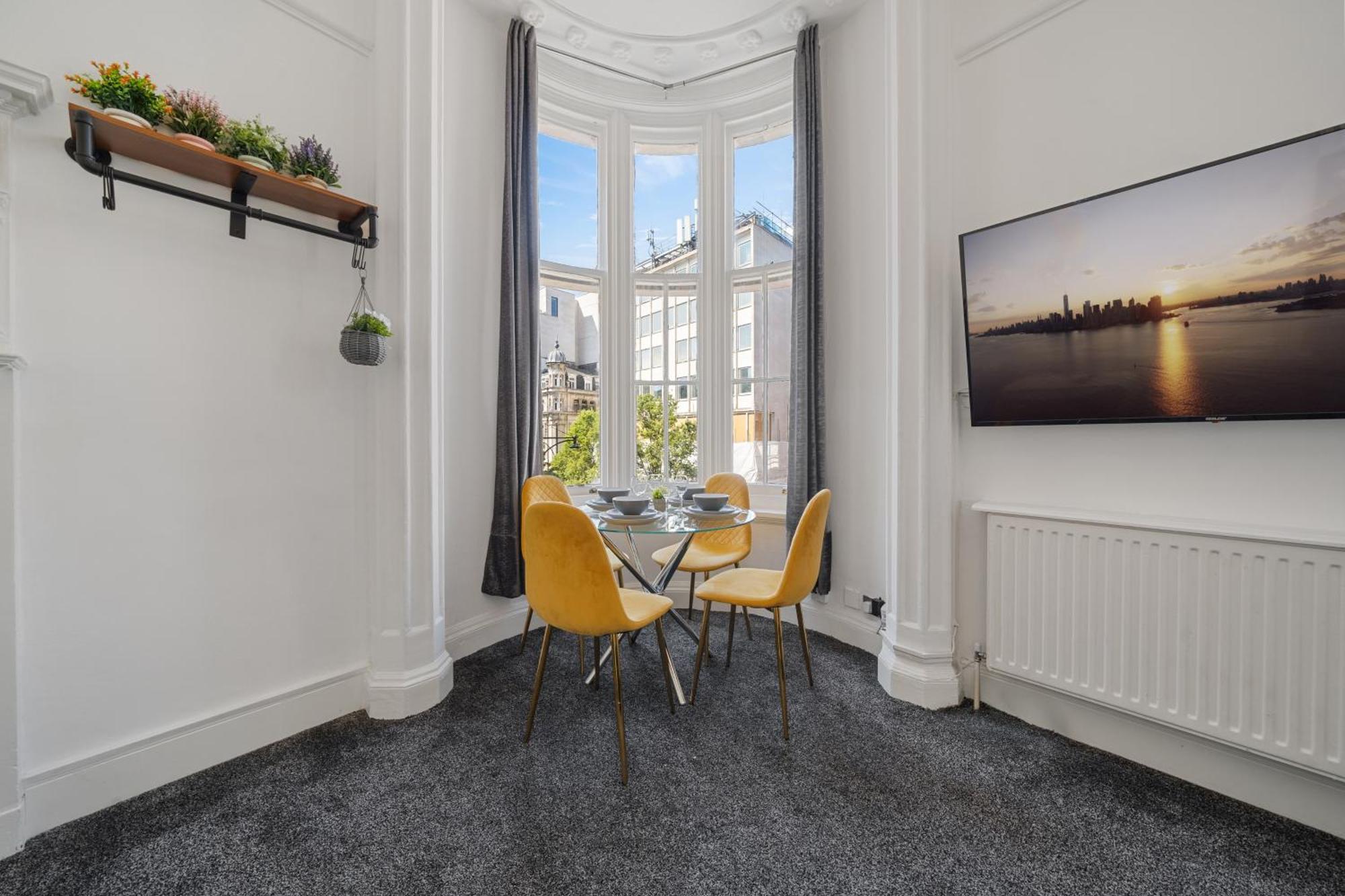 Luxurious Apartments On Oxford Street ロンドン エクステリア 写真