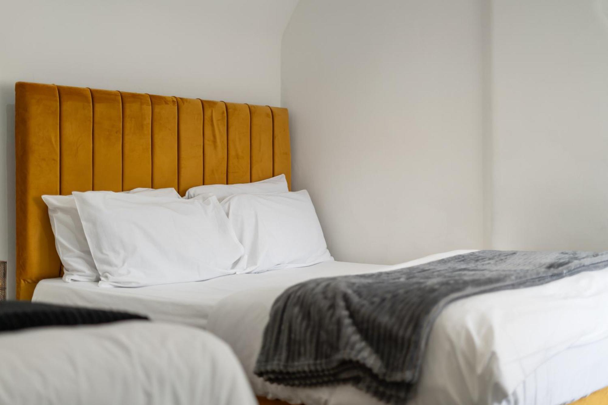 Luxurious Apartments On Oxford Street ロンドン エクステリア 写真