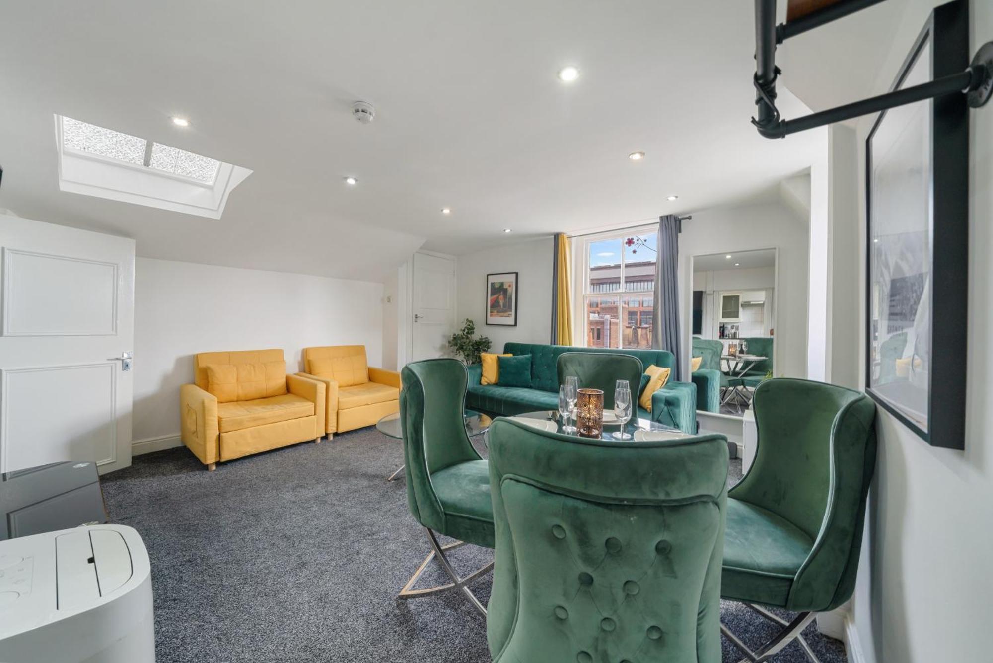 Luxurious Apartments On Oxford Street ロンドン エクステリア 写真